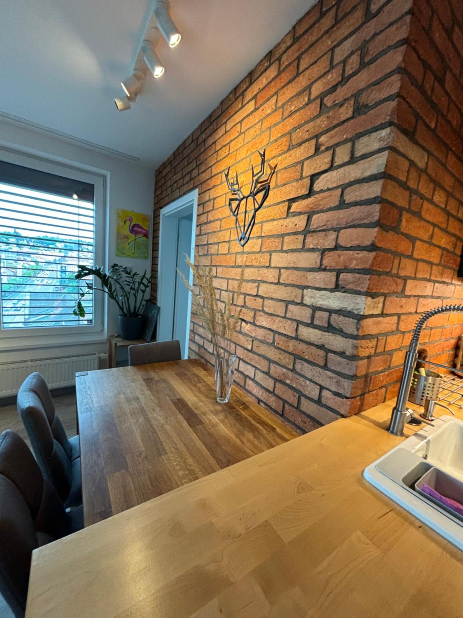 Premiere Apartment Bratislava - Private Parking Экстерьер фото